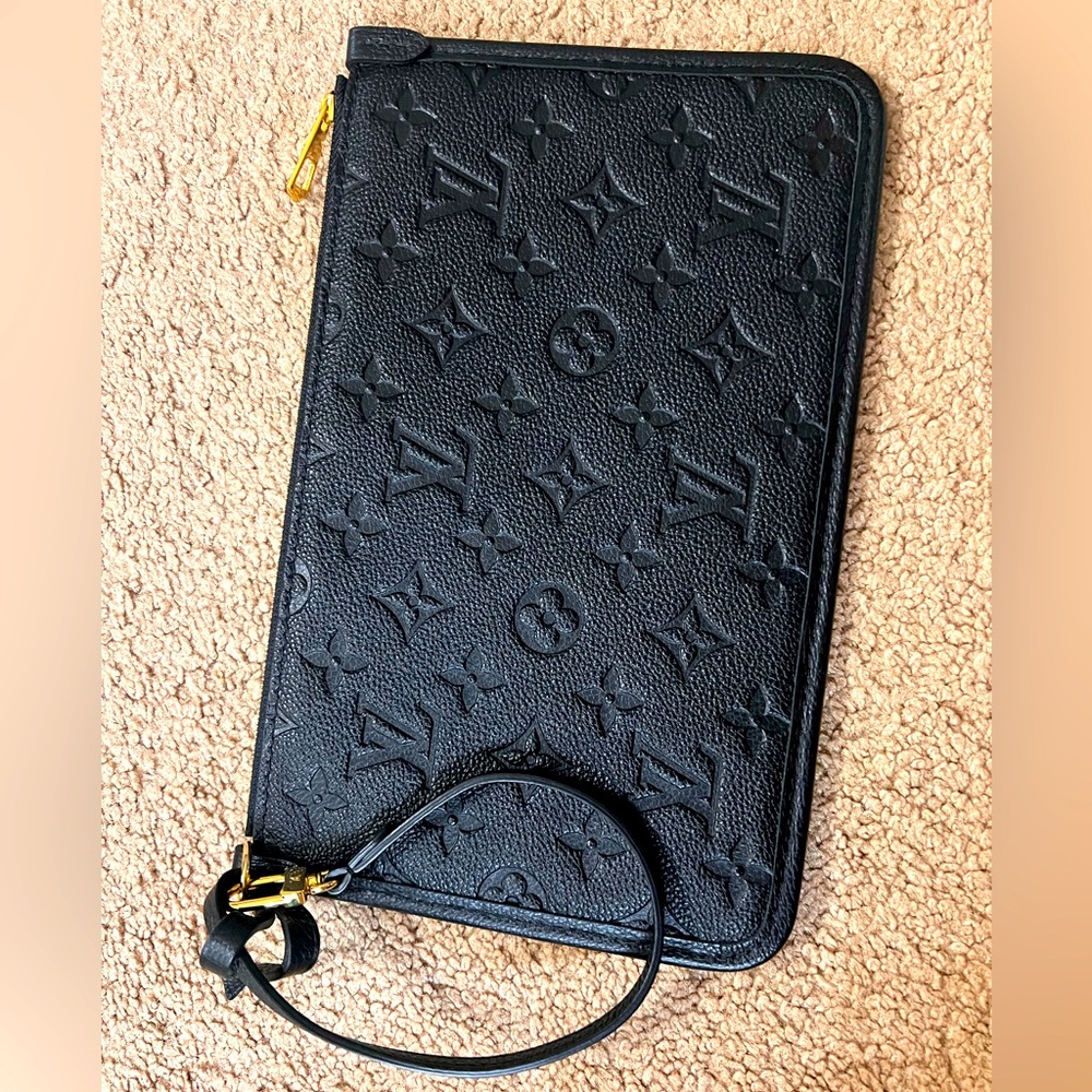Louis Vuitton Pochette came with my NeverFull lightly used.